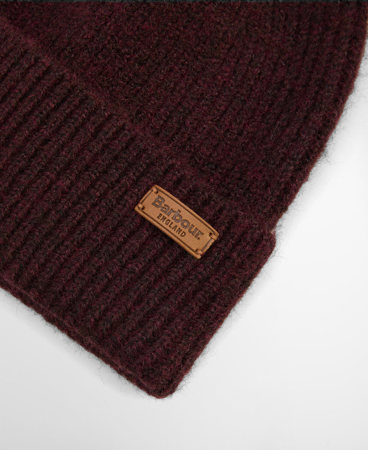 Barbour Pendle Beanie Hat - Wine