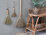 Small Sweeping broom made of natural straw - Nature